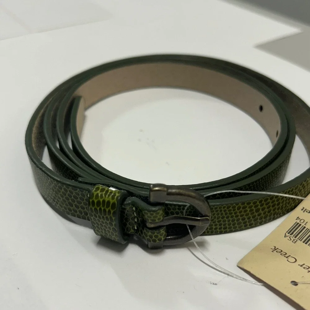 Coldwater Creek Green Embossed Snakeskin Skinny Belt XL Misses 18 New